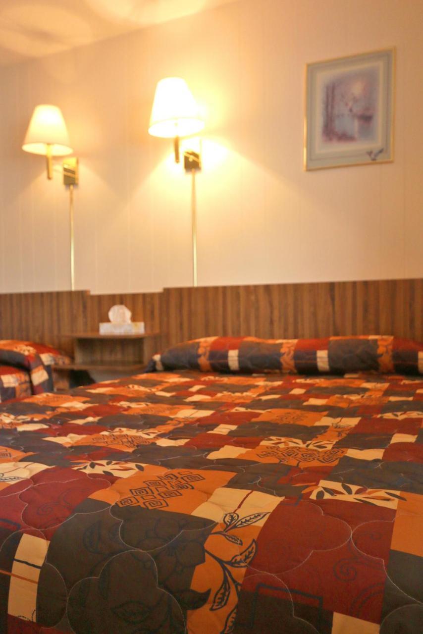 Sunset Motel Крестон Екстер'єр фото